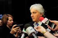 Líder do governo defende tranquilidade nos debates sobre ajuste fiscal