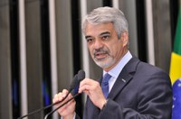 Humberto Costa registra recuperação da Petrobras