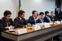 Autonomia dos clubes é debatida pela comissão mista da MP do Futebol