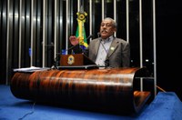 Sindicalista pede queda dos juros e controle do câmbio 