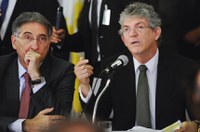 Ricardo Coutinho pede que receita de contribuições seja dividida com os estados