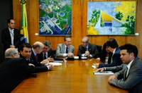 Comissão trabalha para aperfeiçoar pacto federativo até o fim do ano