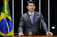 José Medeiros pede mais recursos para estados e municípios