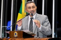 Roraima busca empreendedores para explorar potencial do estado, diz Telmário Mota