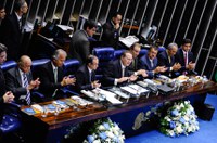 Senadores homenageiam empresários brasileiros com Diploma José Ermírio de Moraes