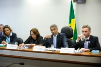 Ao comentar prisão de Marin, Romário elogia polícia e diz que 'lugar de ladrão é na cadeia'