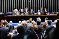 Plenário discute medida provisória da pensão por morte e auxílio-doença