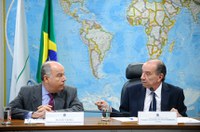 CRE vota turno suplementar da Lei de Migração