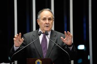 Cristovam faz sugestões para GDF sair da armadilha da crise fiscal