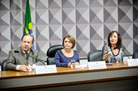 Brasil passa por epidemia de cesarianas, dizem especialistas