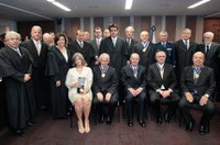 José Sarney e Pedro Simon recebem Grande Colar do Mérito do TCU