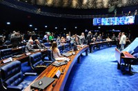 Pauta do Plenário está trancada por MP que autoriza venda de imóveis da União 