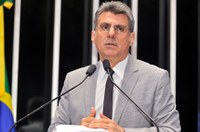  Romero Jucá saudou o resultado das eleições parlamentares na Venezuela