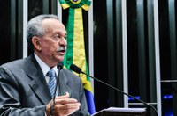 Benedito de Lira defende lisura das contas do governo Dilma