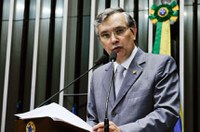 Eduardo Amorim manifesta preocupação com crescimento dos casos de microcefalia