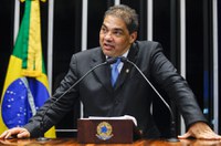 Hélio José anuncia filiação ao Partido da Mulher Brasileira