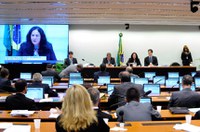 Corte de 35% do Bolsa Família pode ser retirado do Orçamento de 2016