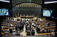 Congresso aprova créditos para educação, saúde e construção de edifícios para o Judiciário