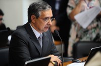 Doação de sangue para reduzir pena de preso gera polêmica na CCJ e vai à CAS