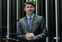 José Medeiros critica medidas do governo para superar crise econômica