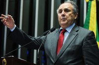 Cristovam Buarque critica cortes no Orçamento anunciados pelo Executivo
