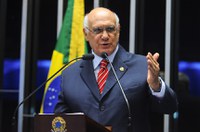 Lasier Martins critica 'fúria arrecadatória' do governo federal