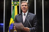 Collor diz que forma de participação da Petrobras no pré-sal vai prejudicar a empresa