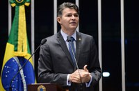 José Medeiros defende legitimidade do processo impeachment