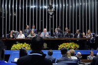 Renan: Parlamento tem o desafio de aumentar a participação das mulheres na política