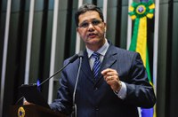 Ricardo Ferraço pede atenção para o processo de impeachment