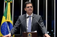 Ricardo Ferraço afirma que Dilma cometeu crime de responsabilidade