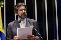 Trânsito brasileiro já matou mais de 1,2 milhão de pessoas, alerta Valdir Raupp