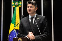 José Medeiros diz que impeachment de Dilma mostra fortalecimento da democracia