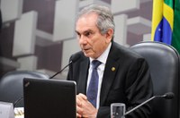 PMDB indica Raimundo Lira para presidência da comissão especial do impeachment