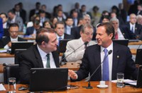 CCJ aprova novo rateio da Cide-Combustíveis entre União, estados e municípios