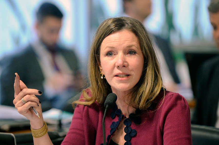 Resultado de imagem para Vanessa Grazziotin