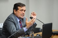 Walter Pinheiro apresenta PEC que altera processo de impeachment