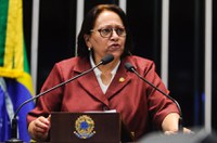Fátima Bezerra saúda STF por decisão contra Bolsonaro