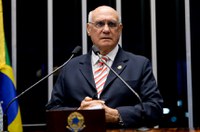 Lasier Martins lamenta prejuízos causados à economia pela corrupção