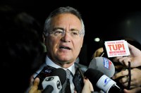 Renan se encontra com Dilma e defende prioridade na votação da nova Lei de Licitações