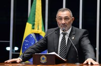 Telmário Mota critica visita seletiva do ministro do Desenvolvimento Social a RR