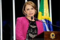  Ângela Portela critica propostas sociais do governo Temer
