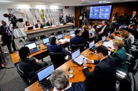 Com decisão de julgar Dilma, Comissão do Impeachment encerra atividades após 101 dias