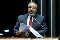 Paulo Paim teme avanço de 'pauta conservadora' com impeachment 