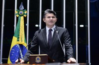  Para José Medeiros, Dilma é responsável pelo próprio afastamento da Presidência