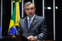 ‘Pedaladas’ causaram prejuízos de R$ 6 bilhões, afirma Eduardo Amorim