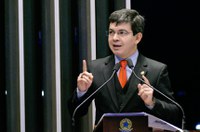 Dilma diz a Randolfe que impeachment começou com chantagem de Cunha