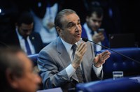 Em resposta a Agripino, Dilma diz que pedaladas não são operação de crédito