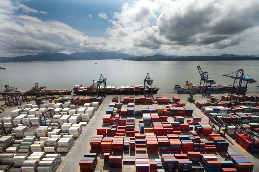 Porto de Paranaguá (PR): o crédito é destinado principalmente ao fomento às exportações