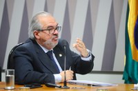 Roberto Muniz propõe regras para distribuição de recursos à defesa agropecuária